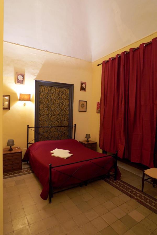 Hotel Etnea Катания Экстерьер фото